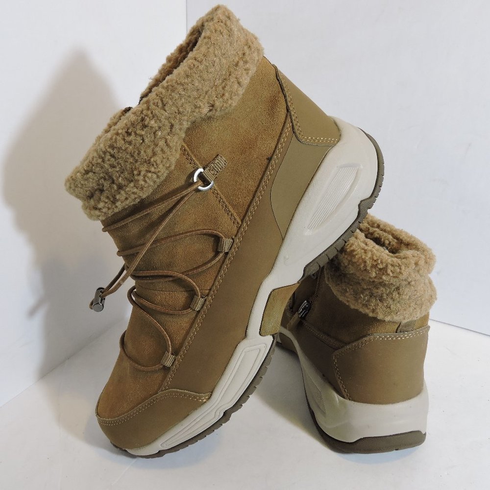 "Easy Spirit" Beige Booties